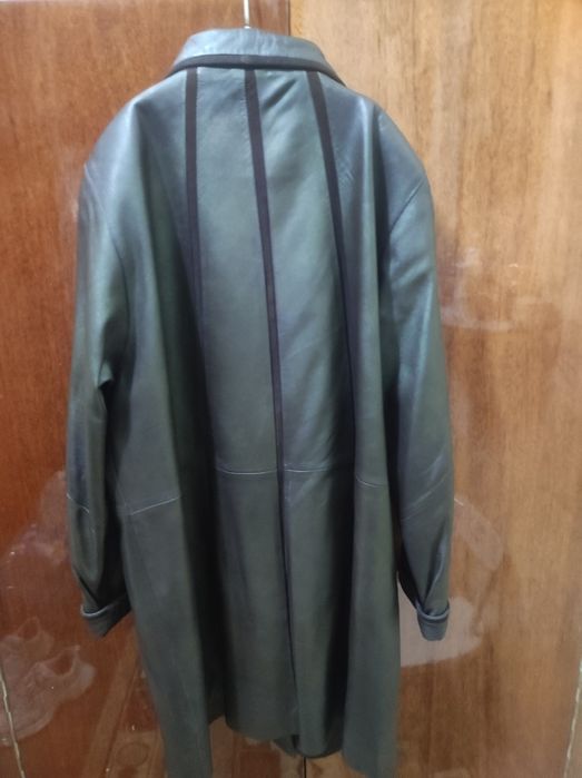 Продам кожаный плащ