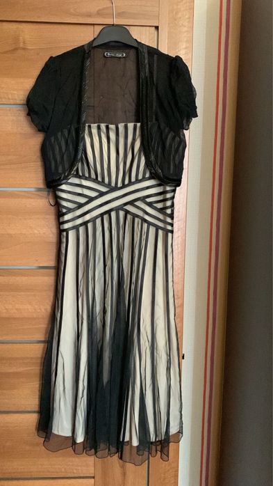 Платья вечернее