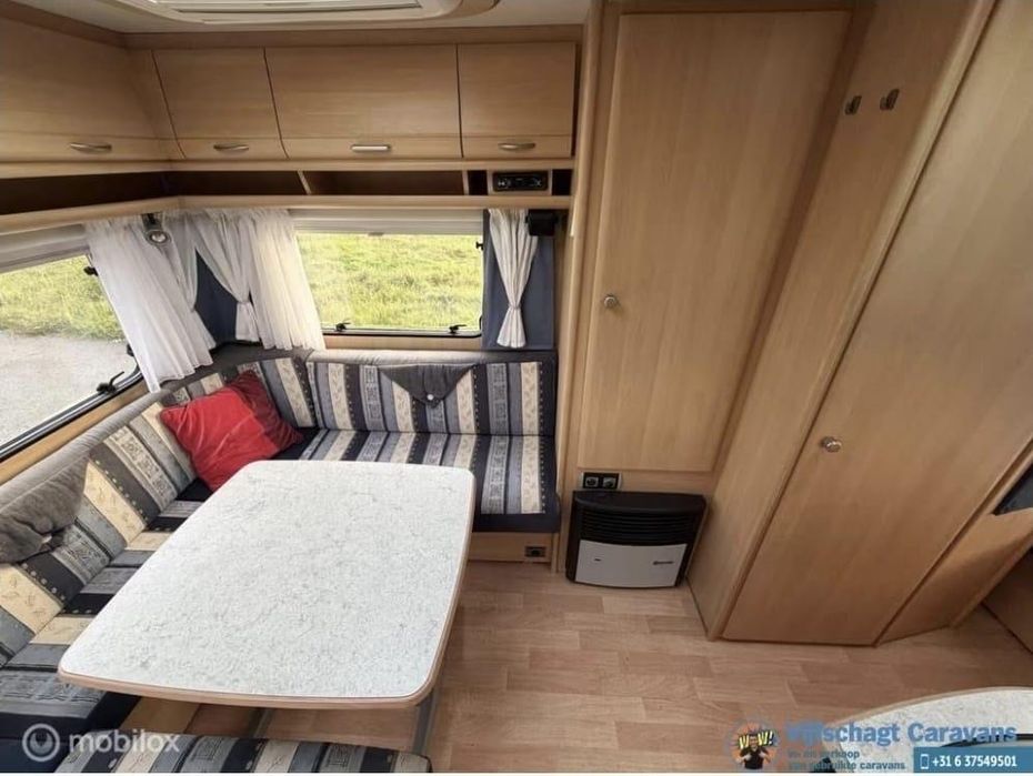 Rulota Dethleffs Camper 460, super dotata, foarte bine intretinuta.