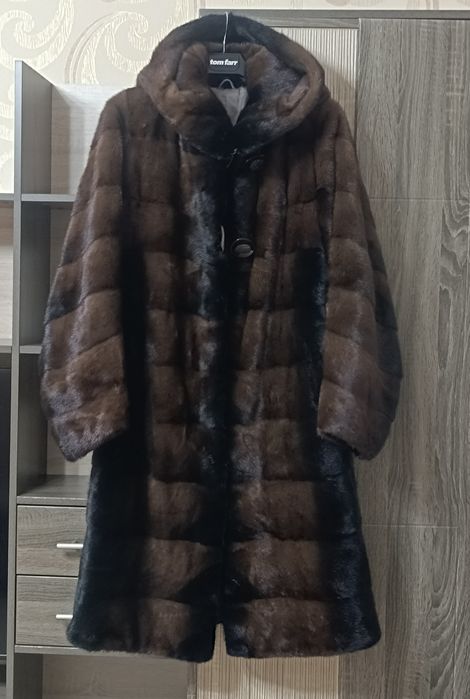 Vlasa Fur. Норковая шуба с капюшоном