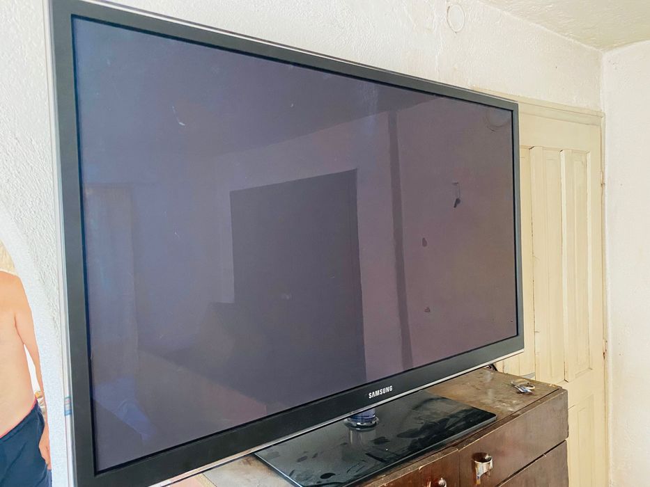 Телевизор Самсунг 51 инча