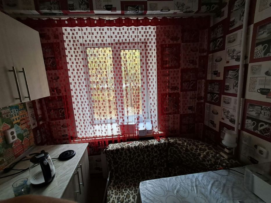 Сдается 1,5ка на кшт , 1 этаж