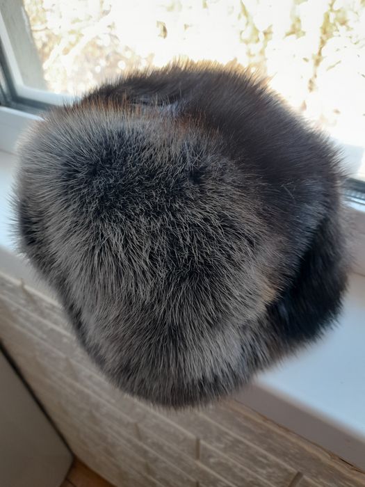 Норковая шапка за 11000