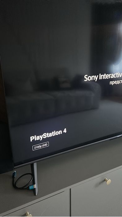 Продам PlayStation Pro 1TB 4K два геймпада + игры