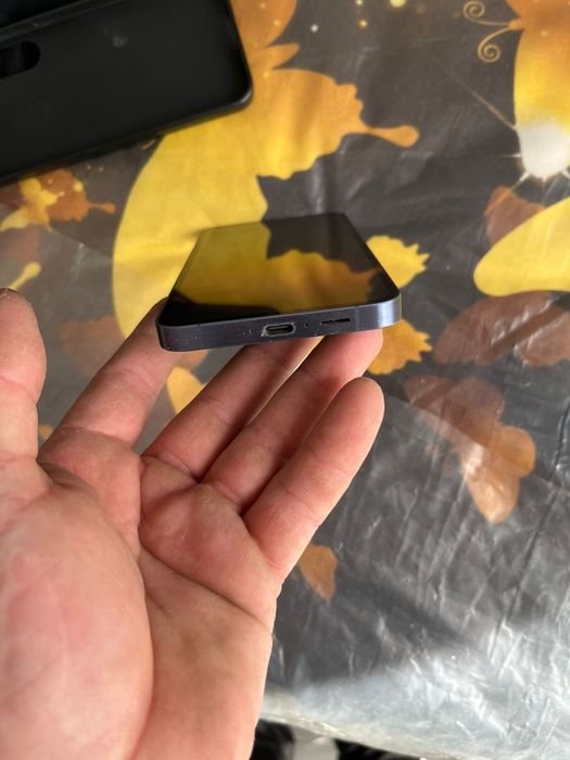 Vând samsung A 55