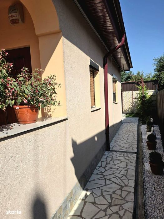 De vanzare casa in Roman, suprafata Teren 300 mp