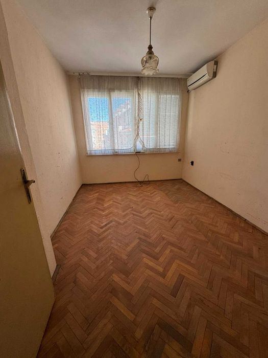 Продава се Тристаен апартамент в Велико Търново, Център - 135 кв.м за 1000 €/кв.м - Снимка #6