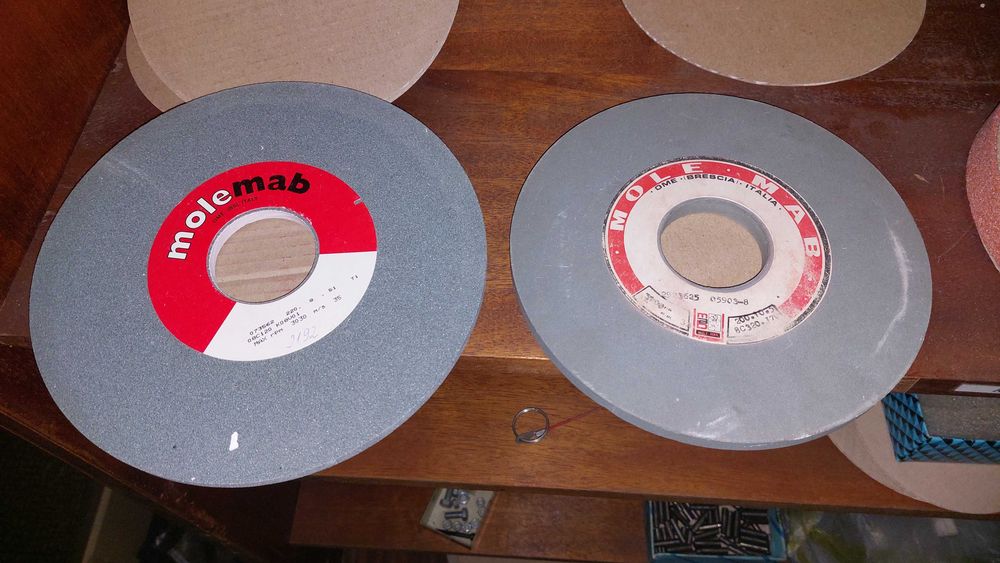 Абразиви,въздушна група,патронници,опори за стяги,люнети