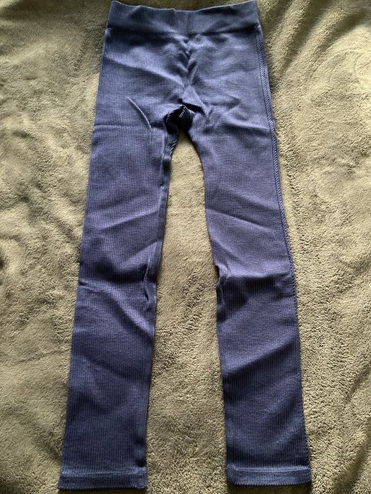 Два комплекта - клин и спортен потник