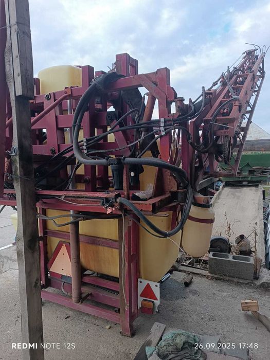 Mașină de erbicidat MET Hardi