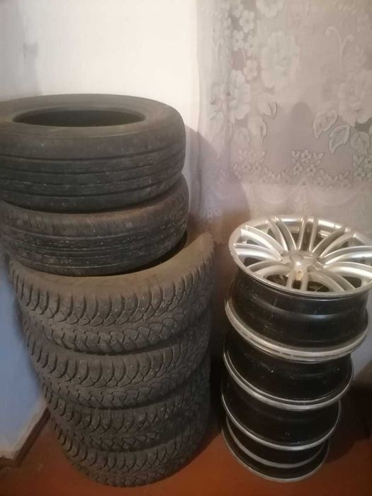 Продам зимние шины б\у