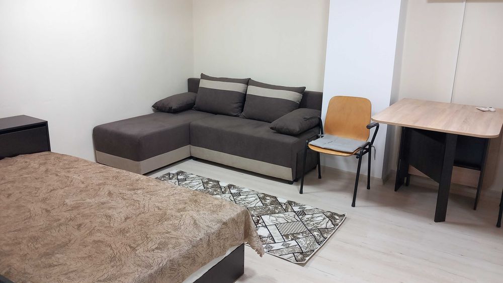 Дава се под наем Едностаен апартамент в Варна, Победа - 36 кв.м за 388.62 € - Снимка #1