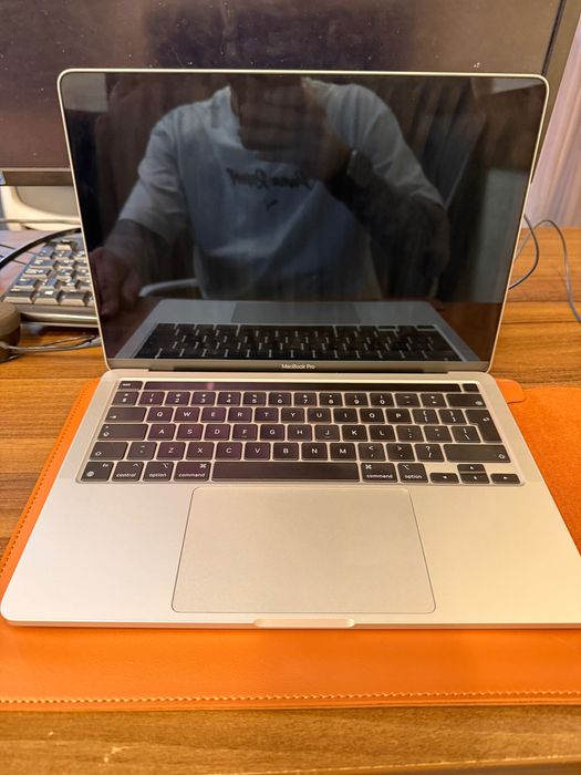 MacBook Pro M2 2022 256 GB 100% Battery