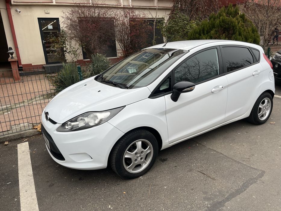 Ford Fiesta  stare buna … al 3 lea proprietar!