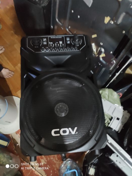 Продам bluetooth колонку концертную cov