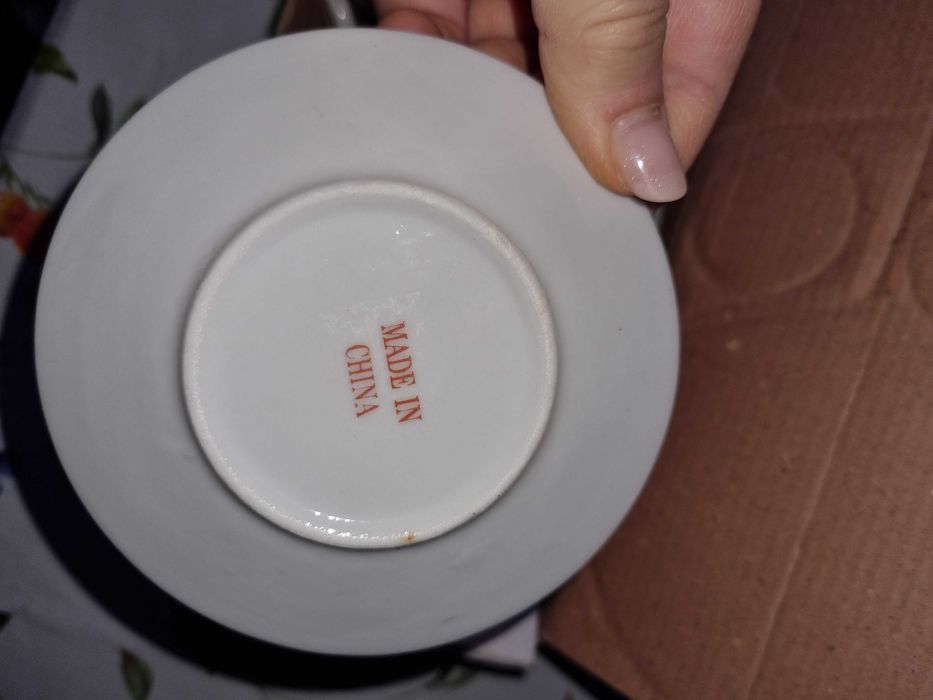 Сервиз за кафе 6 чаши с чинийки