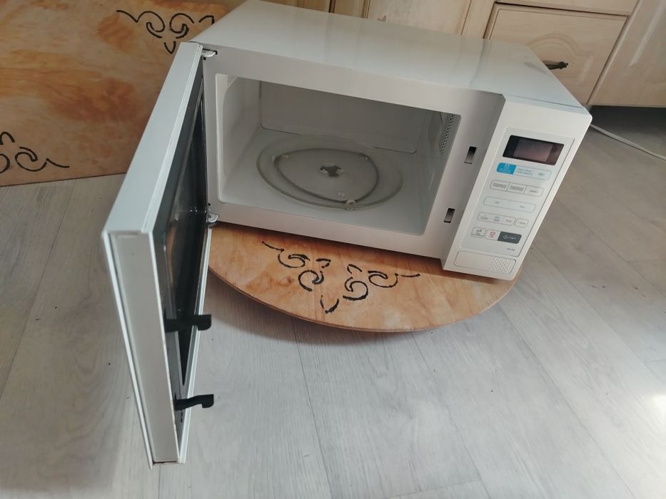 Микроволновая печь