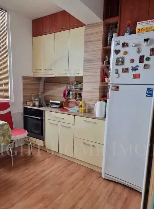 Продава се Тристаен апартамент в Пловдив, Кършияка - 68 кв.м за 2250 €/кв.м - Снимка #3