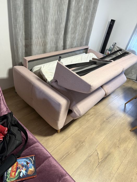 Canapea extensibila  2 persoane Agache stare foarte buna