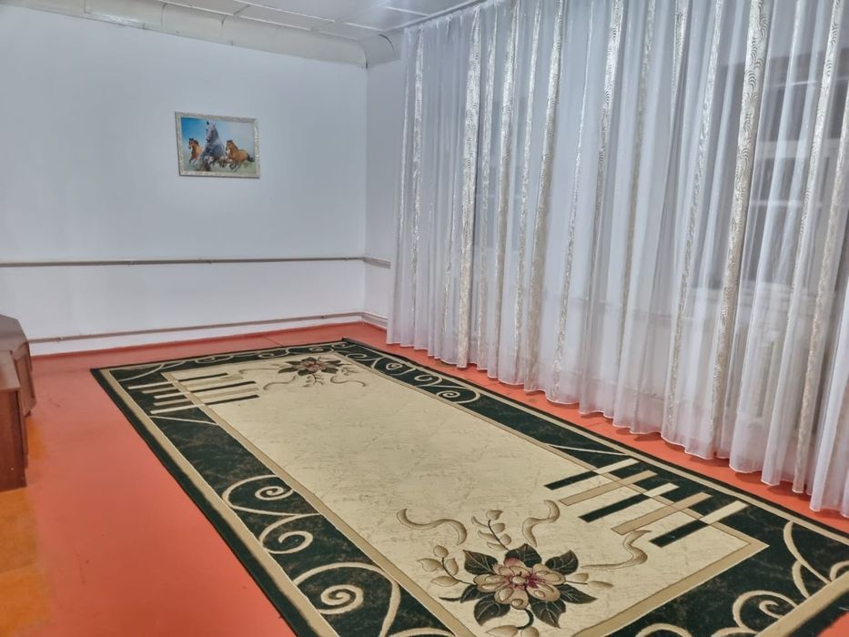 8 бөмелі үй жалға беріледі