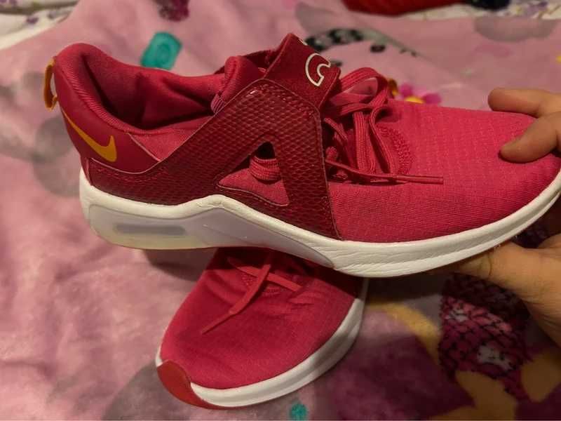 Adidasi Dama in stare foarte buna