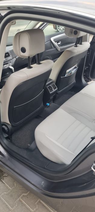 Renault Laguna 3, automata 2011