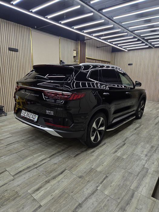 BYD Song puls flagship AWD