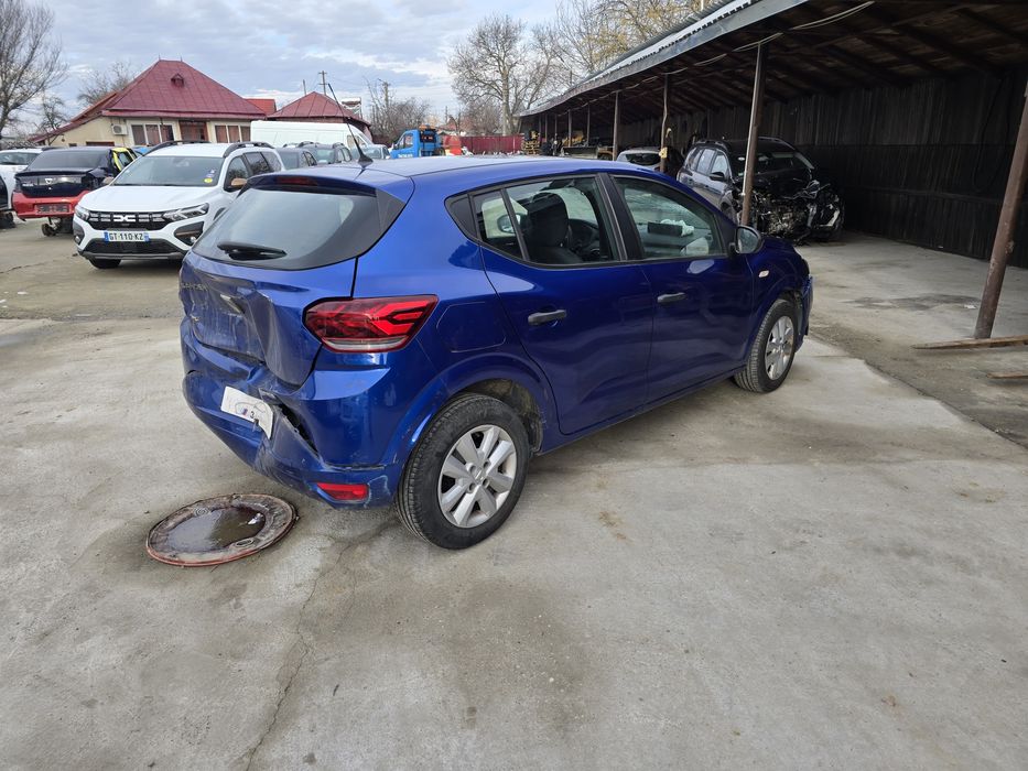 Sandero 2022 La cheie 1.0 euro 6 Ac 64000 km  avariat