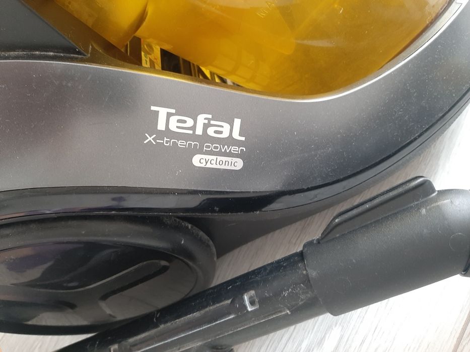 Пылесос Tefal в отличном состоянии