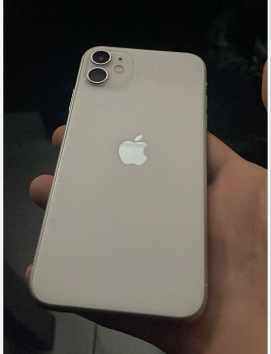 iPhone 11 128 ГБ ёмкость батарея 75%