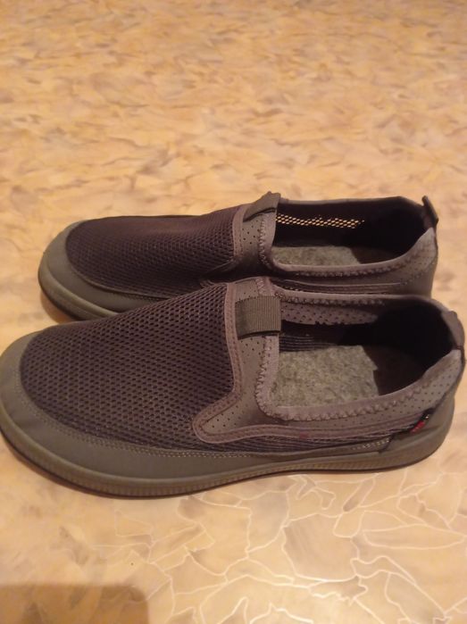 Кроссовки мужские