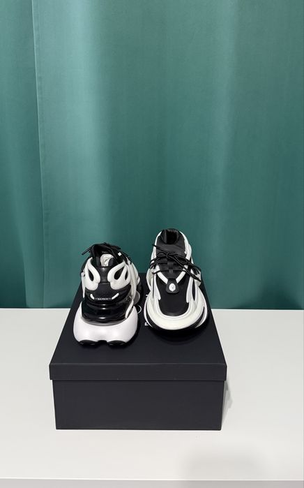 Balmain Unicorn White and Black