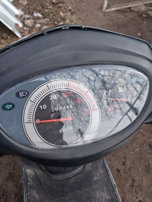 Продам скутер м8 про