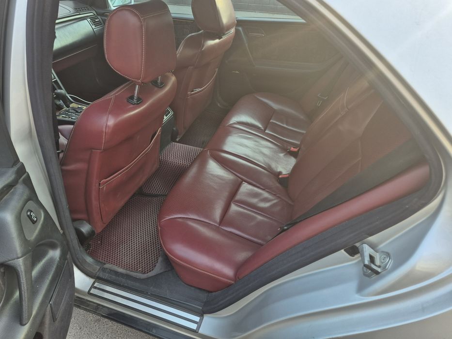 Мерседес-бенц w210