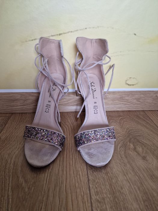 Sandale elegante din piele