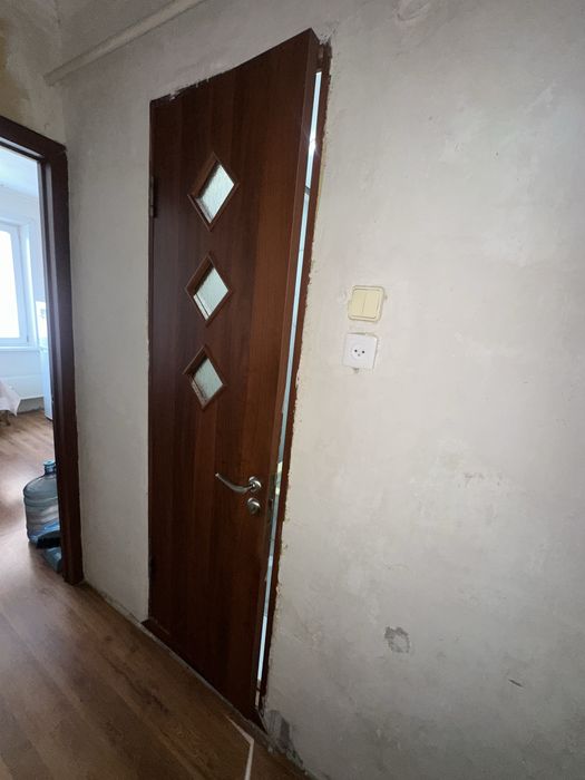 Продам межкомнатные двери