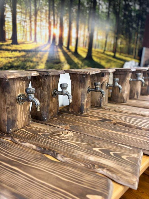 Диспенсър за АЛКОХОЛ и Дъски за сервиране.