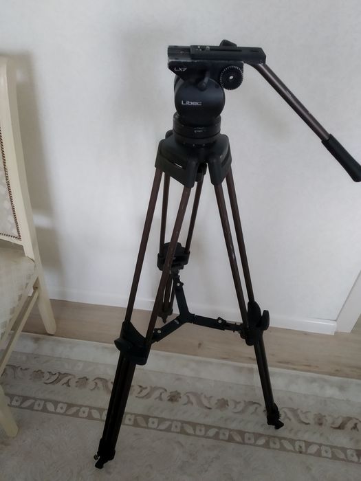 Продам штатив для камеры