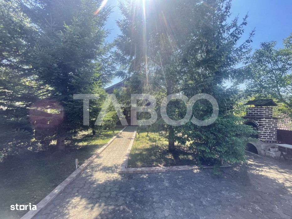 Casa individuala zona de munte 6 camere si teren 1030 mp Vale Sibiu