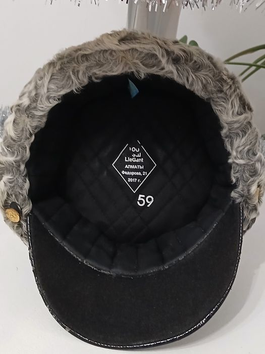 Каракулевая шапка