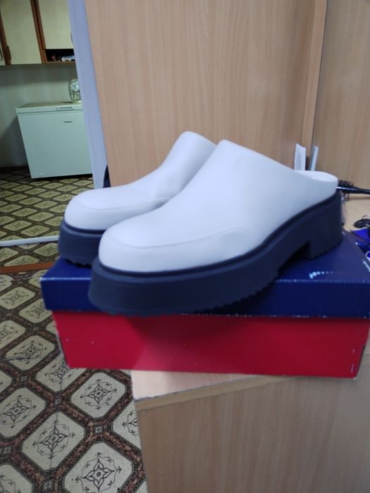 Продам обувь женская