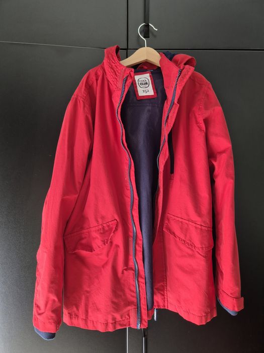 Geaca impermeabila anti vânt