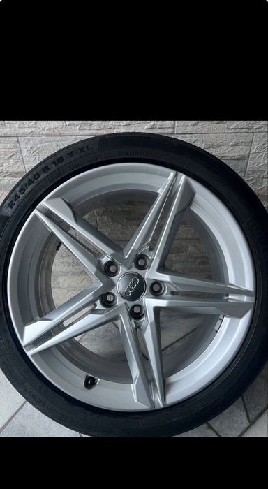Jante originale  18” Audi A4 B9  S line 245/40/18