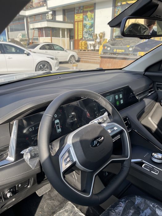 JAC js8 pro 7 kishilik sotuvda tayyor