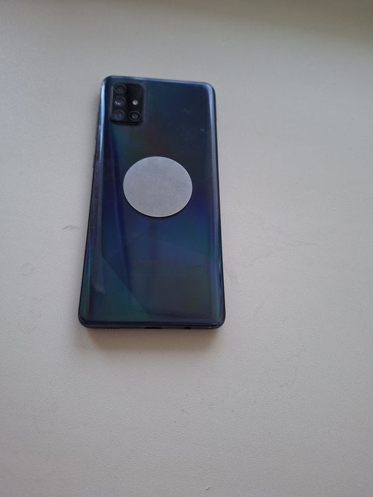 Samsung A71, в отличном состоянии