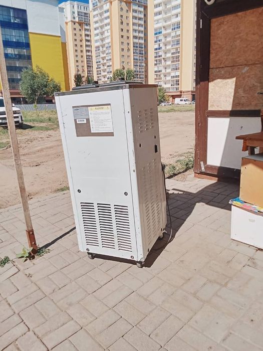 Мороженое аппарат и стабилизатор