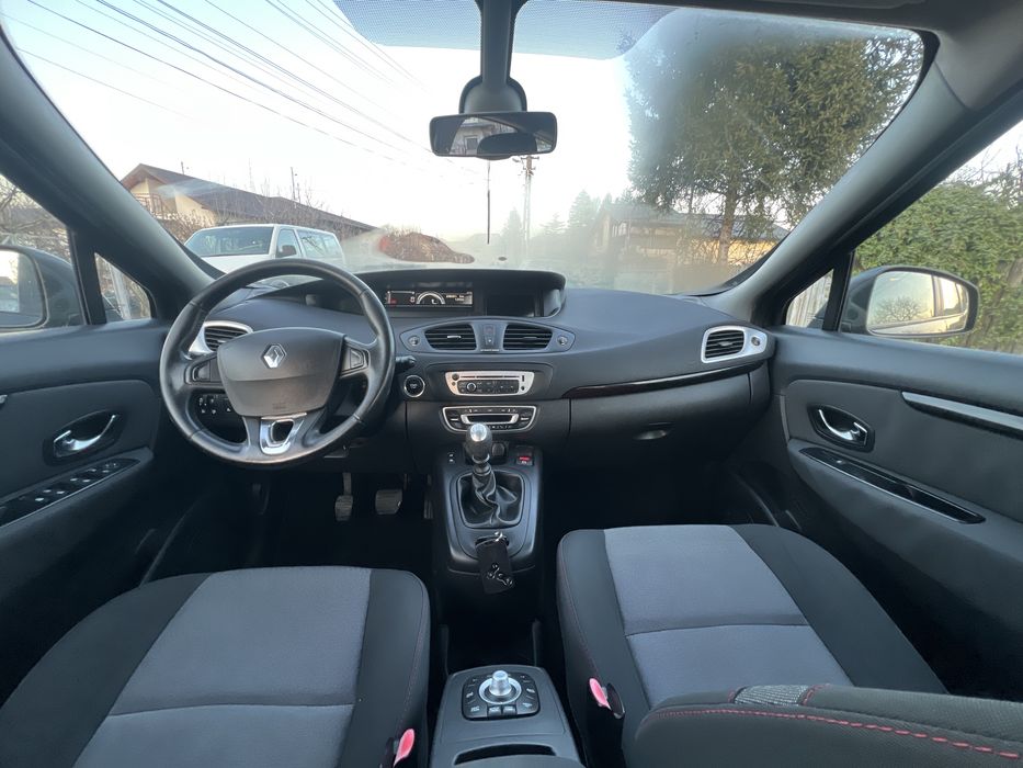 Renault Grand Scenic Facelift - 1.5 DCI - 110 CP