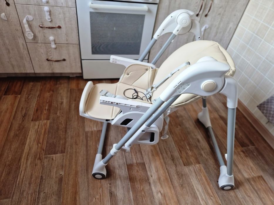 Детский стульчик для кормления.