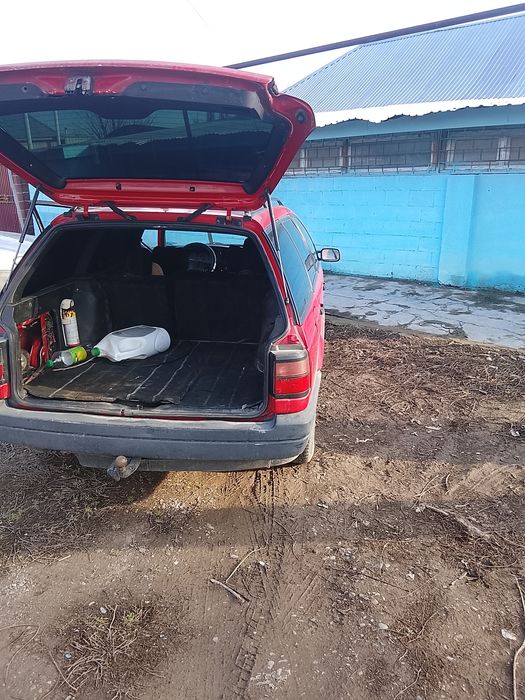 Пассат уневирсал