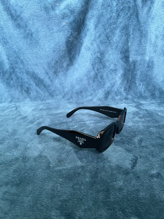 Ochelari de soare prada